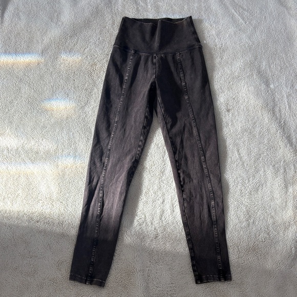 Aerie OFFLINE 7/8 High‑Rise Leggings – XS Short | Brown Denim Wash Activewear - Picture 2 of 7